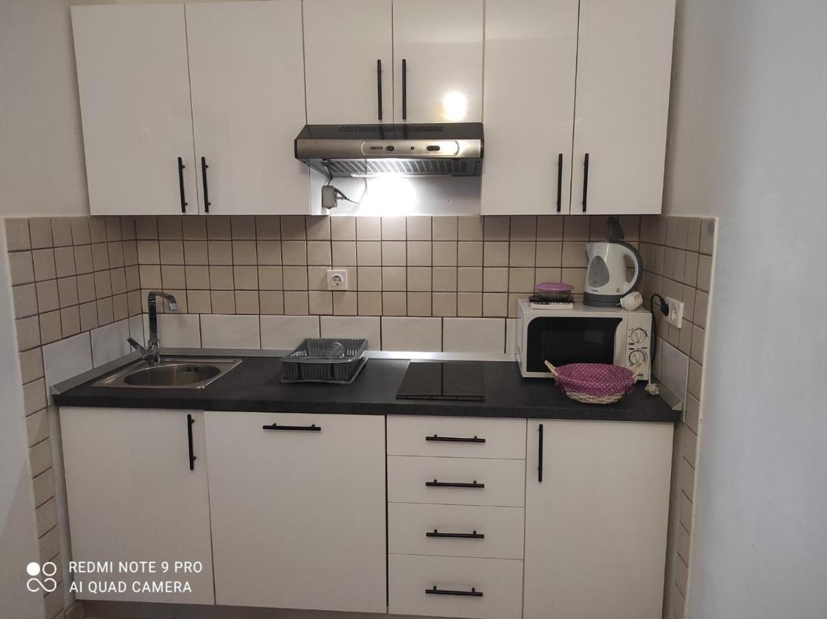 Apartment Knezevic 2 Jadranovo Bagian luar foto